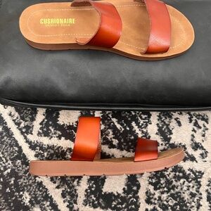 CUSHIONAIRE Women's Imelda 2 band slide sandal +Memory Foam